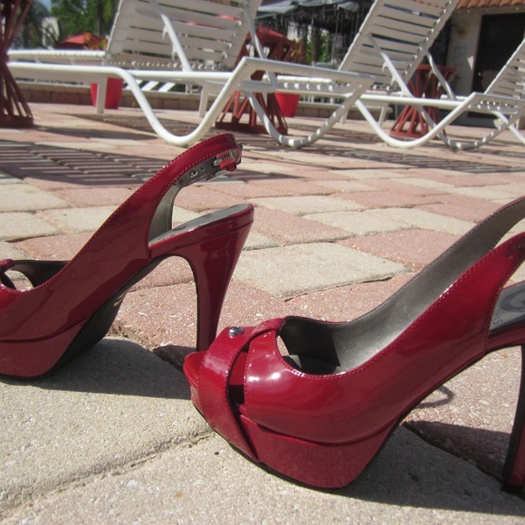 RED Guess Cathy Peep Toe Platform Stiletto - NICE! - Picture 4 of 6